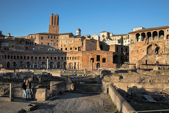 Forum Golden Hour 6