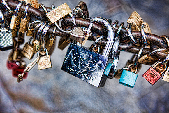Italian Betrothal Locks