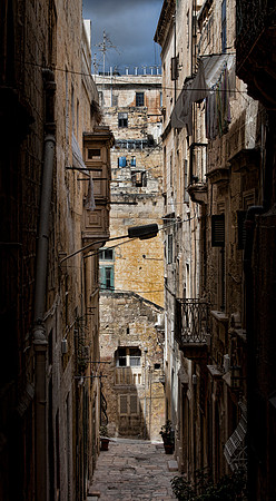 Valetta Alley