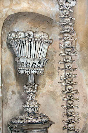 Bone Church in Kutna Hora 01