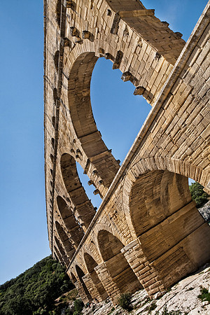 Pont De Guard