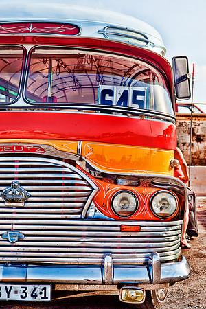 Vintage Bus 02