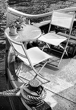 Houseboat Detail