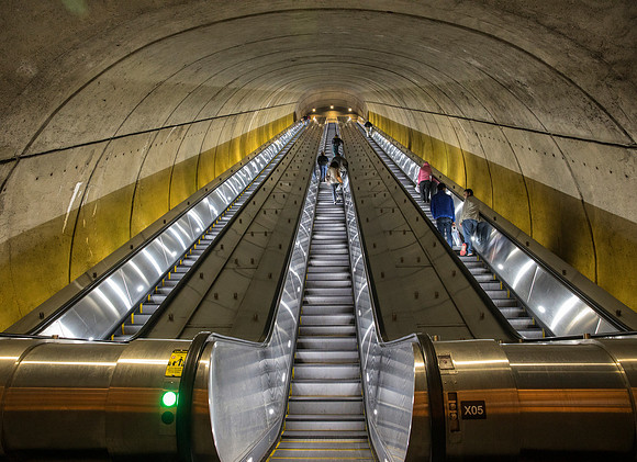 Woodley Park Metro