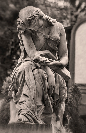 Chopin's Grave in Cimitiere du Pare Lachaise