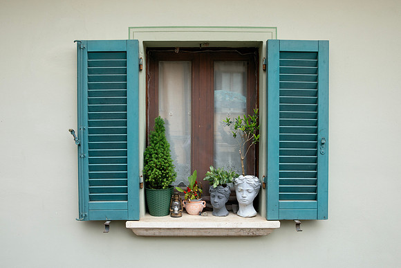 Perugia Window